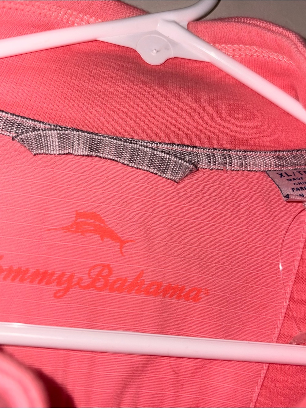Tommy Bahama men’s pink 1/4 zip pullover top XL - Picture 2 of 3